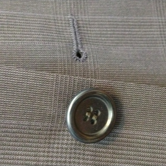 Hugo Boss Modern Fit - Gray Glen Check Wool Suit (Made in USA) 40R - Picture 6 of 13